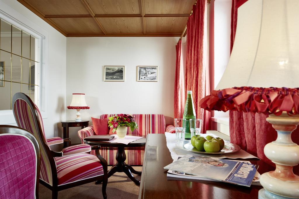 Hotel Hirlanda Zuers Luaran gambar