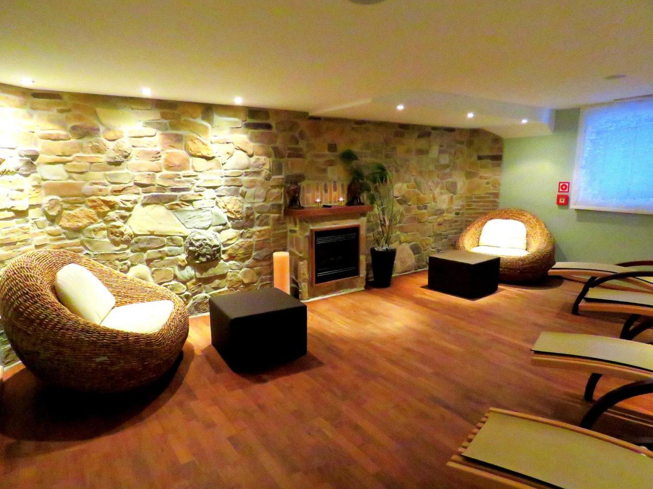 Hotel Hirlanda Zuers Luaran gambar