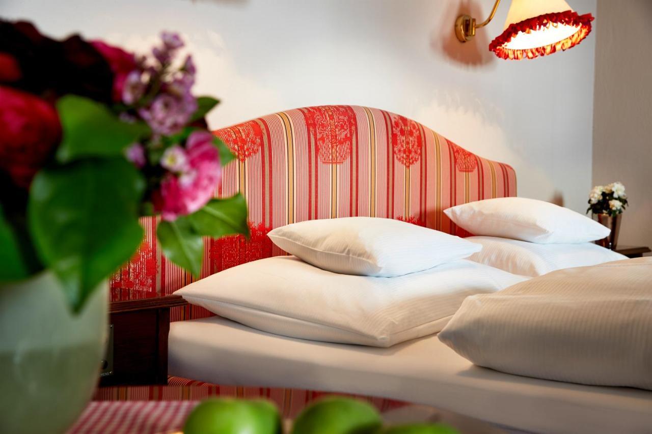 Hotel Hirlanda Zuers Luaran gambar